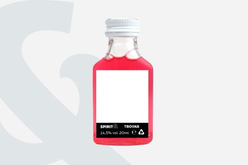 Roze shotjes Troijka, shotjes met eigen etiket