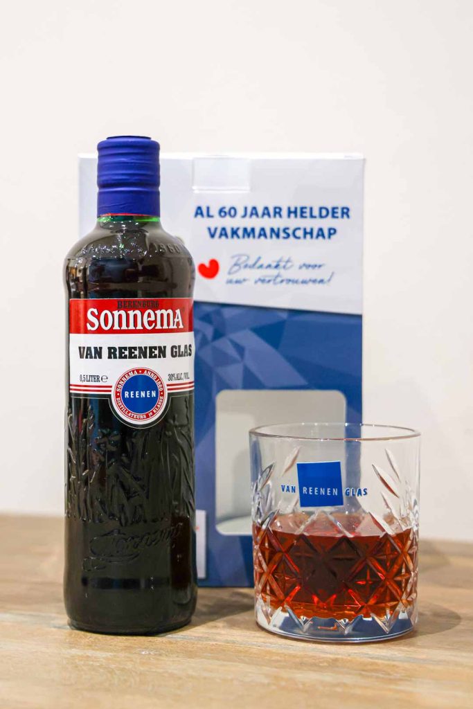 Maak indruk bij uw klanten met de Giftbox van Spirit x Sonnema